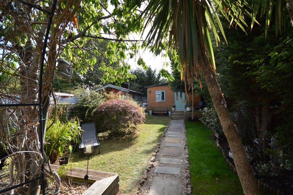 Property photo 2 of 23 Outside