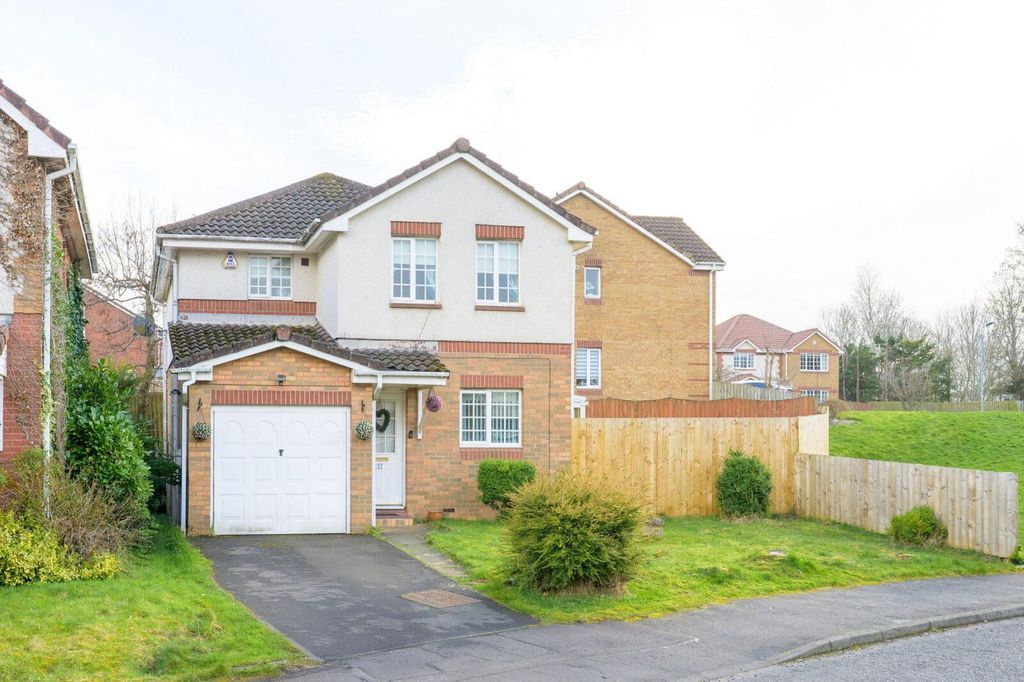 Property photo 3 of 31