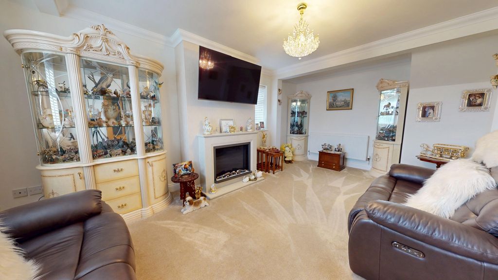 Property photo 2 of 20 Photo 22