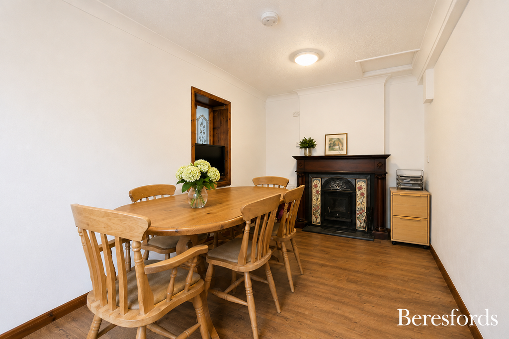 Property photo 3 of 10 Dining Room