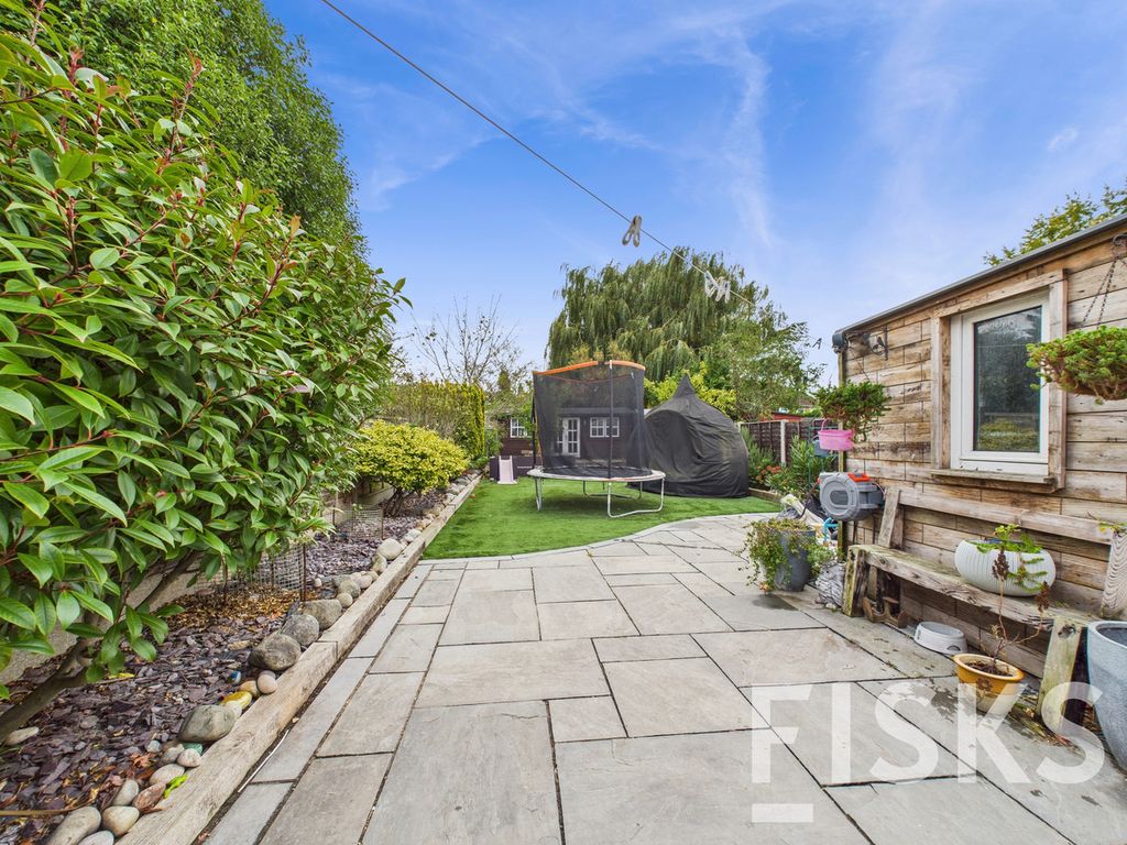 Property photo 2 of 19