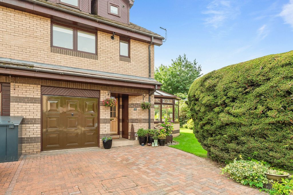 Property photo 1 of 29