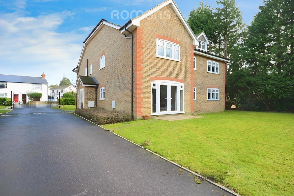 Property photo 1 of 6 Front 2