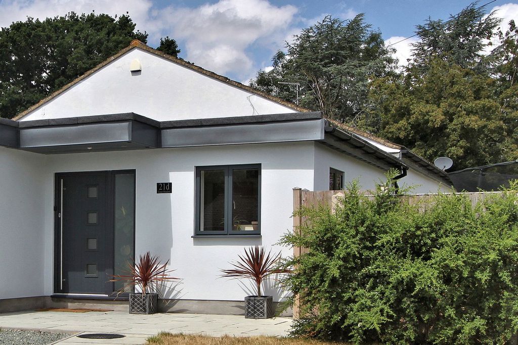 Property photo 1 of 21