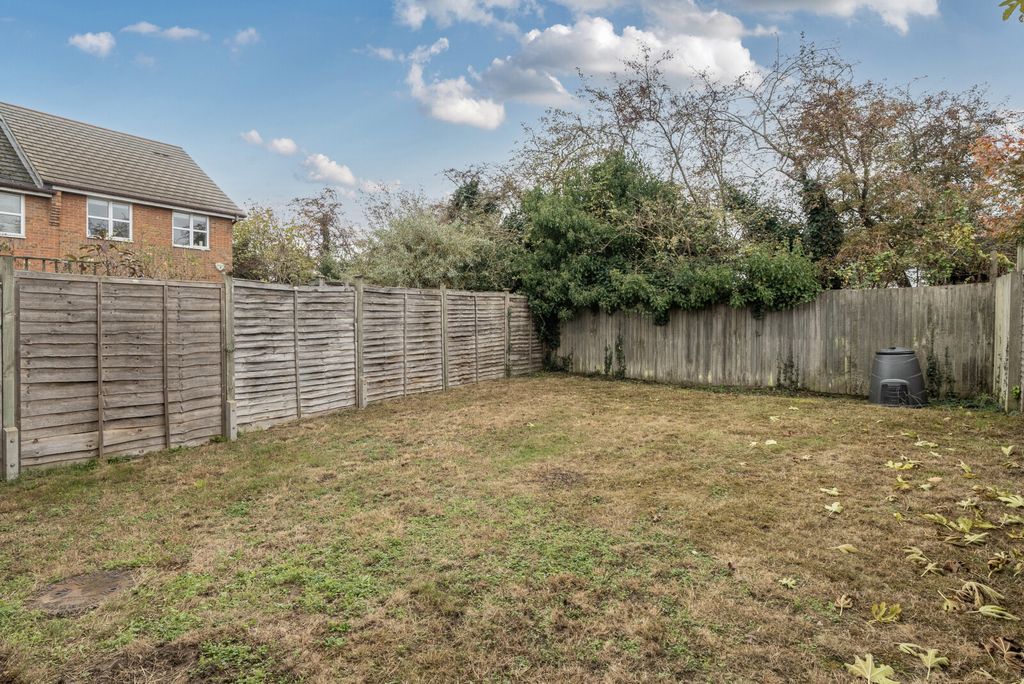 Property photo 3 of 13 Garden