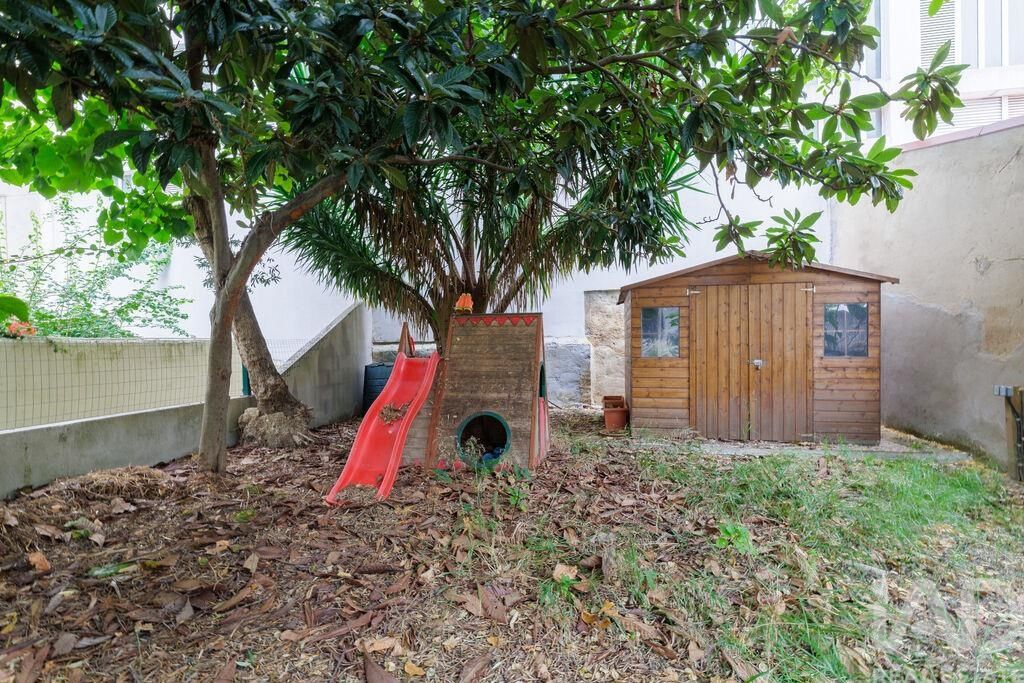 Property photo 3 of 39