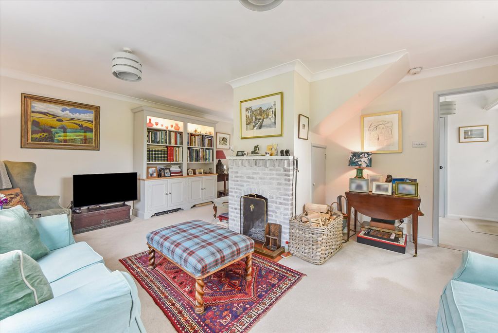 Property photo 2 of 14 Image