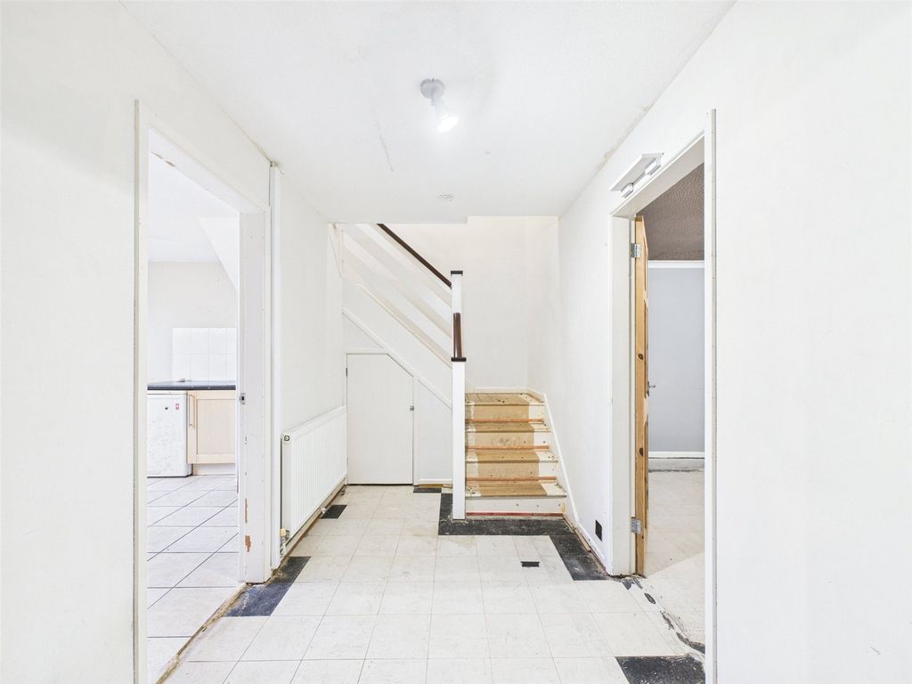 Property photo 3 of 17 Picture No. 04