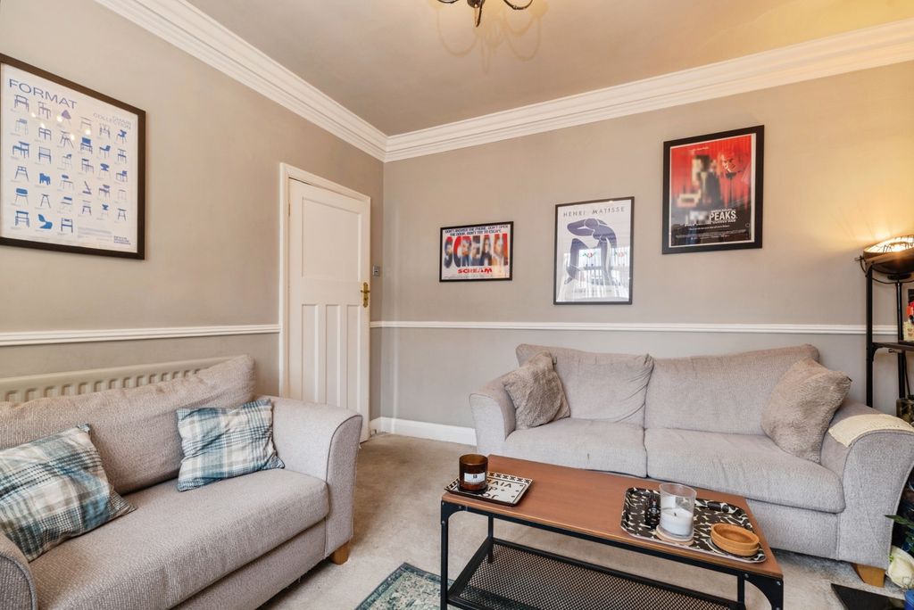 Property photo 3 of 18 Pbox-Img.Jpg