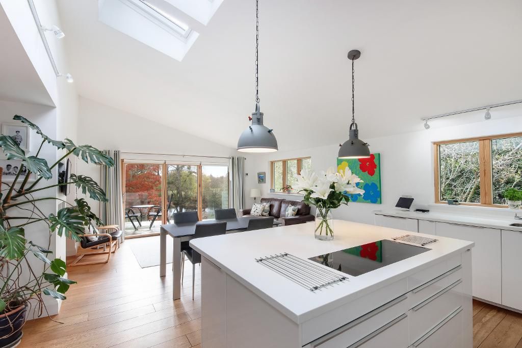 Property photo 3 of 21 Photo 3