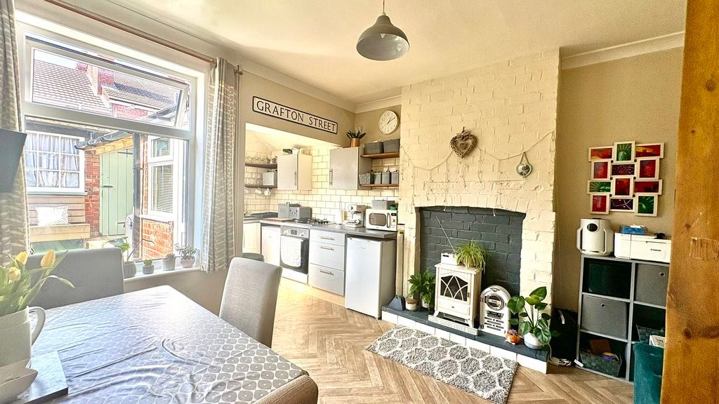 Property photo 3 of 14 Photo 3