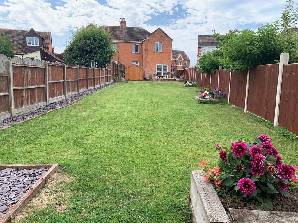 Property photo 2 of 37 Rear Garden