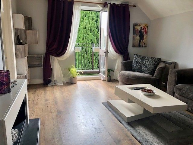 Property photo 2 of 11