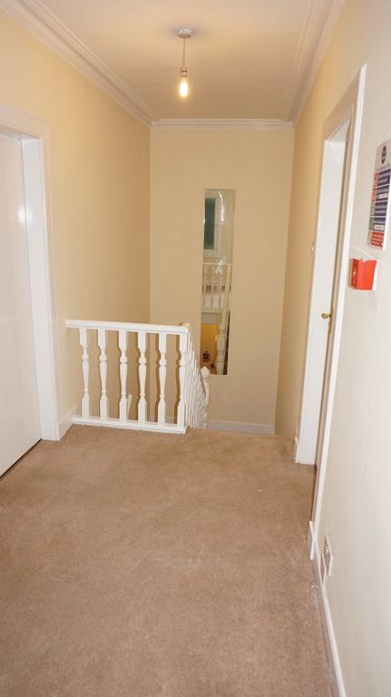 Property photo 3 of 17 Gallery