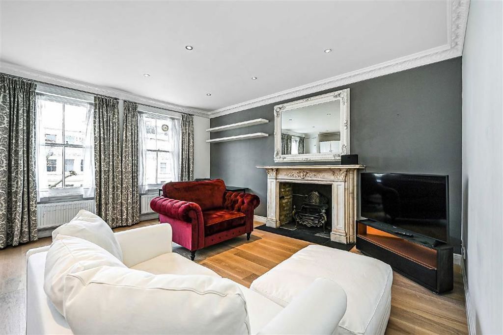 Property photo 2 of 8