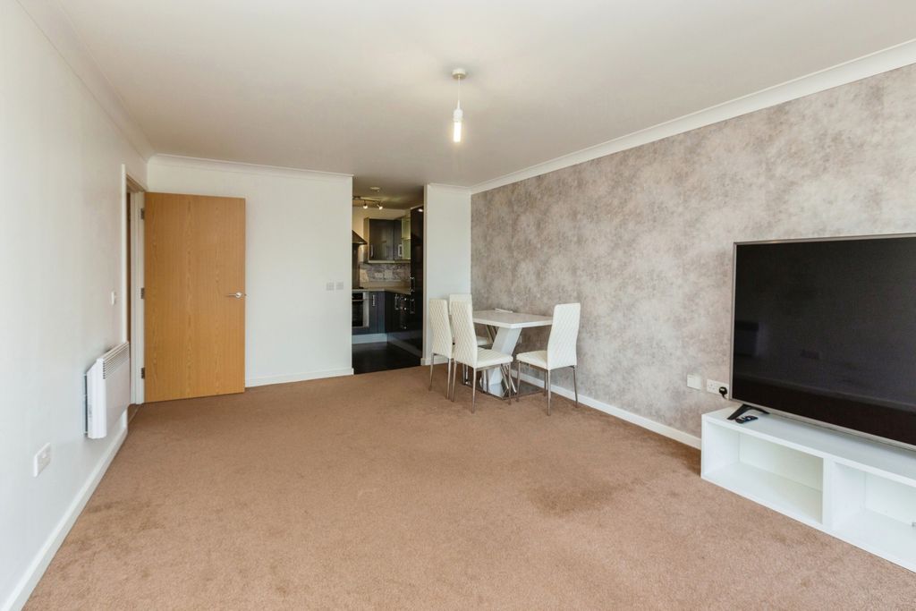 Property photo 2 of 17 Photography