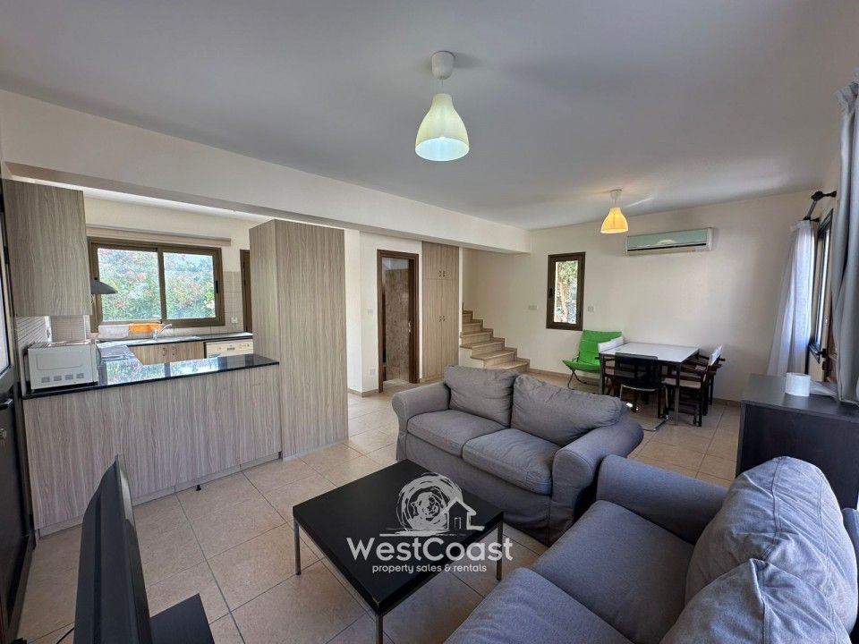 Property photo 3 of 18