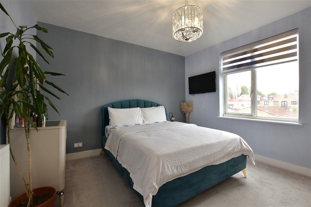 Property photo 1 of 23 Bedroom 2