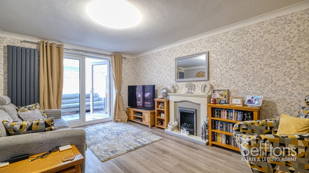 Property photo 2 of 20 Dscf7117_14