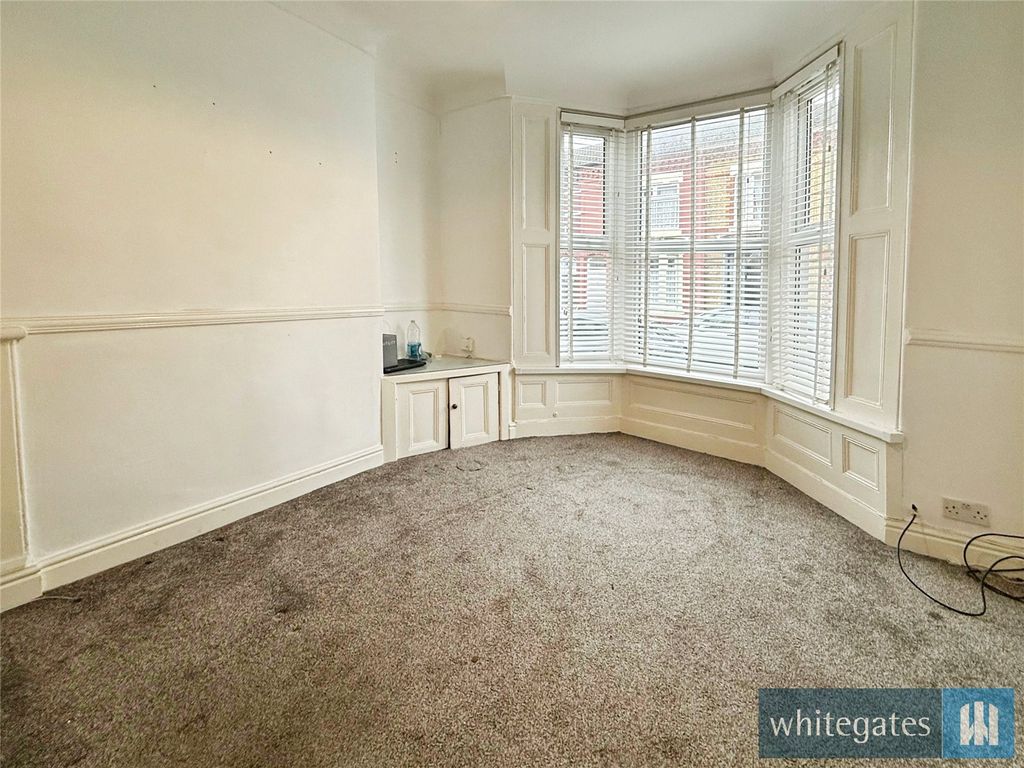 Property photo 3 of 20 Picture No. 05