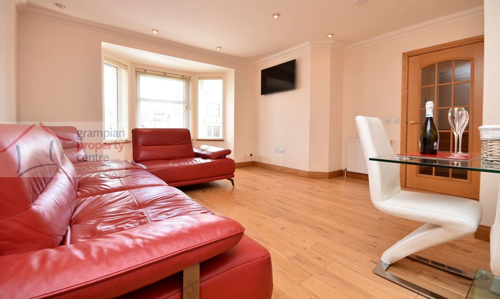 Additional image 6 of 2 bed flat for saleFlat 5 Stotfield Court, Stotfield Road, Lossiemouth IV31