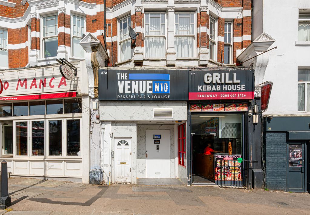 Property photo 1 of 19 Muswell Hill Broadway 272-003