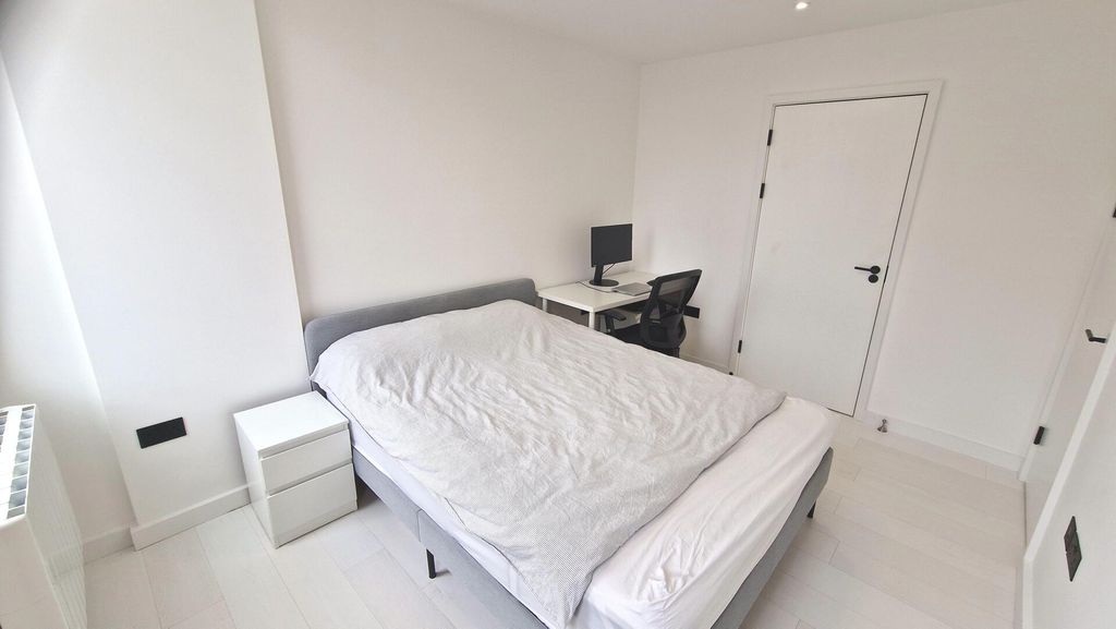 Additional image 17 of 2 bed flat to rent19 Lever Street, Manchester M1
