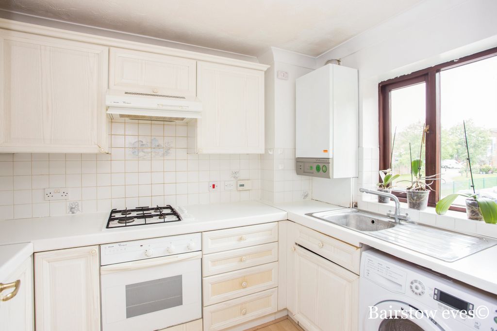 Property photo 3 of 9