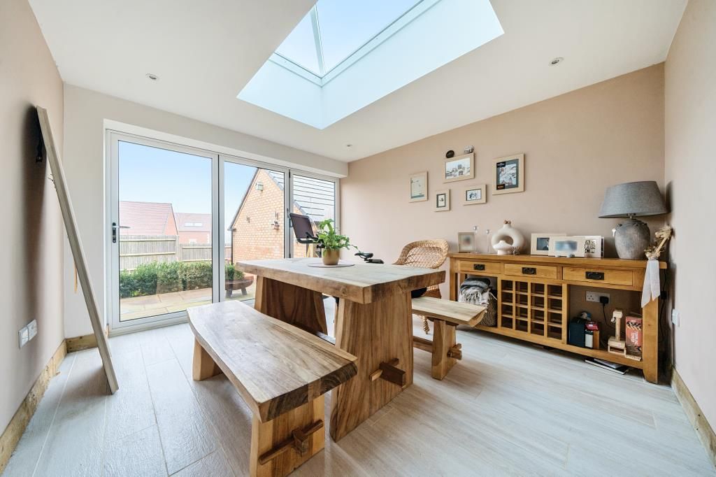 Property photo 3 of 10 Dining Area