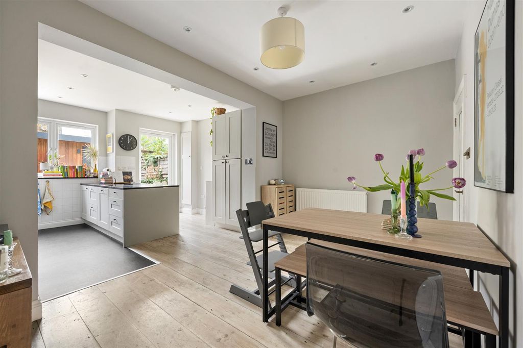 Property photo 3 of 37 Kitchen:Diner 3.Jpg