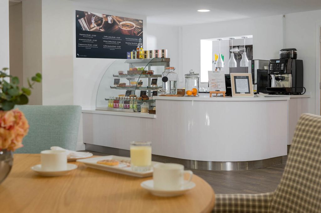 Property photo 1 of 21 Watson Place, Chipping Norton - Bistro