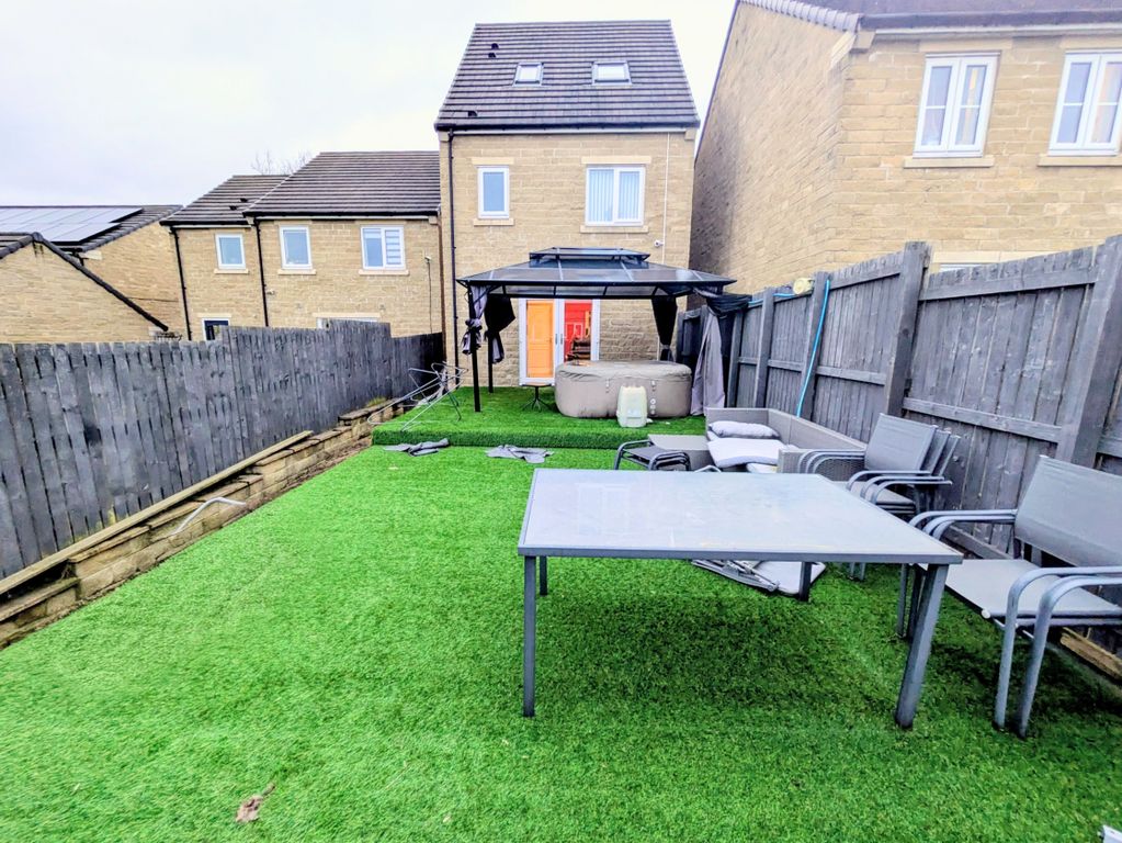 Property photo 1 of 23 1000037734