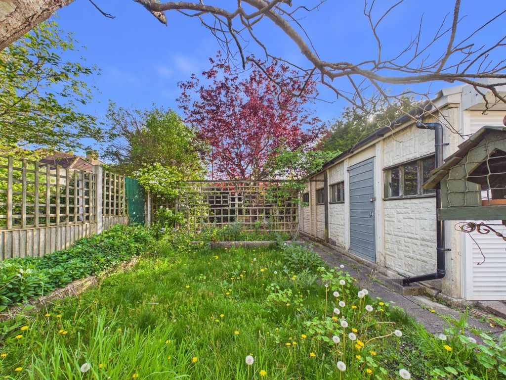 Property photo 3 of 21 Picture No. 09