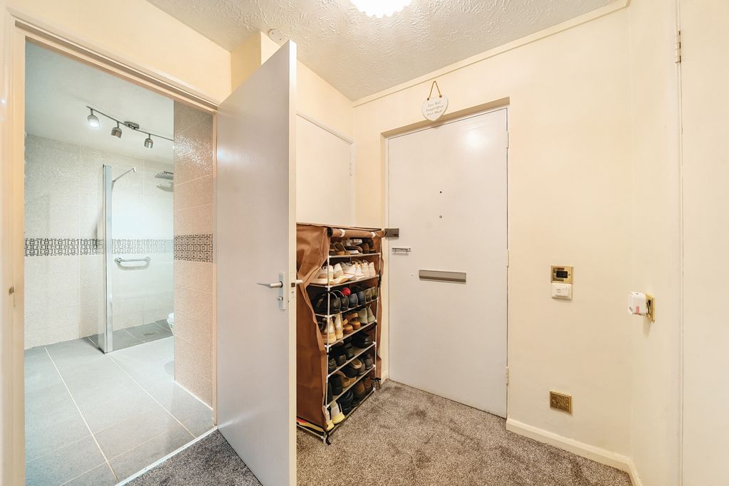 Property photo 2 of 20 Photo 2