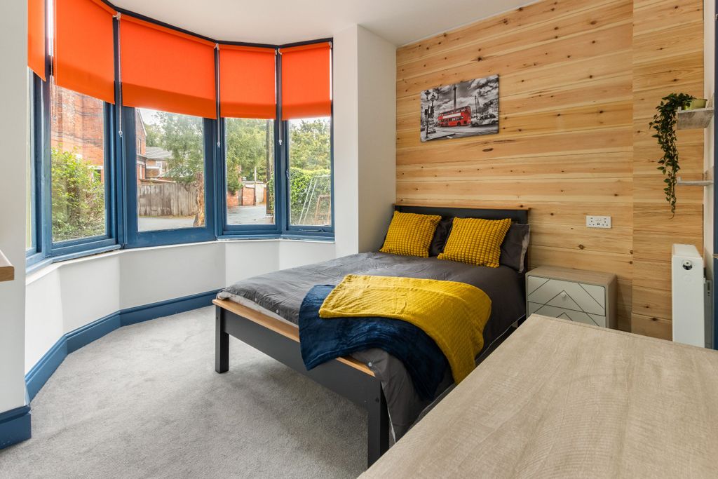 Property photo 1 of 30