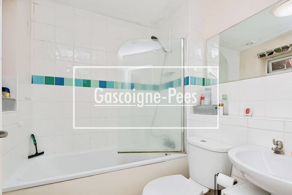 Property photo 3 of 5