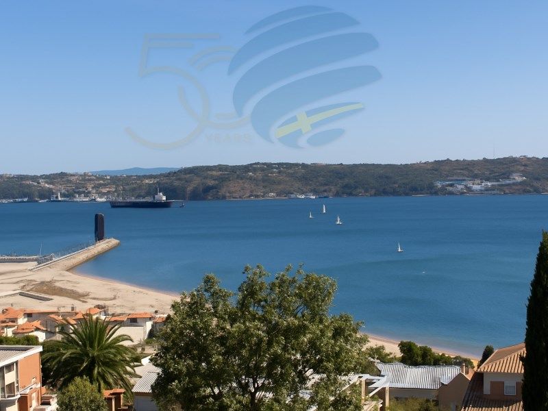 Property photo 3 of 23