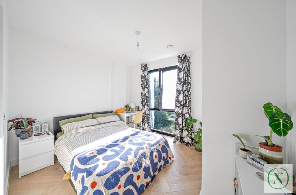 Additional image 12 of 3 bed flat for saleBell Foundry Close, Croydon CR0
