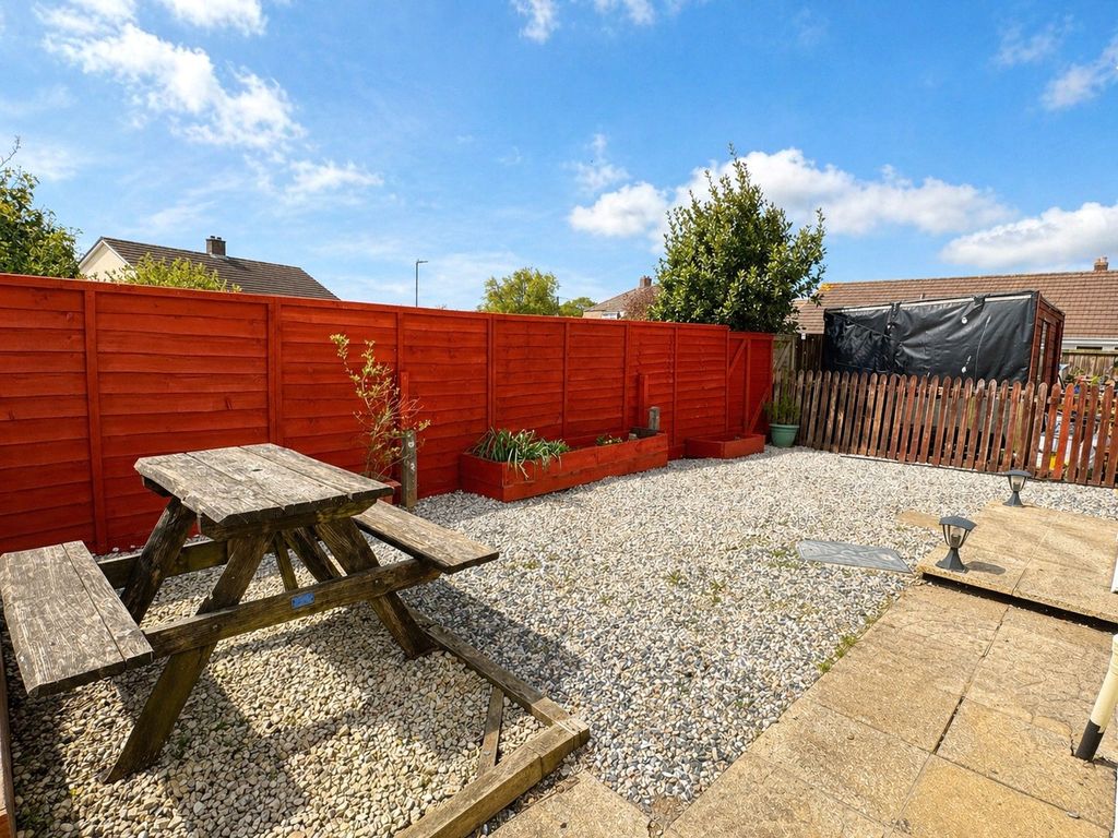 Property photo 3 of 11 Picture No. 24