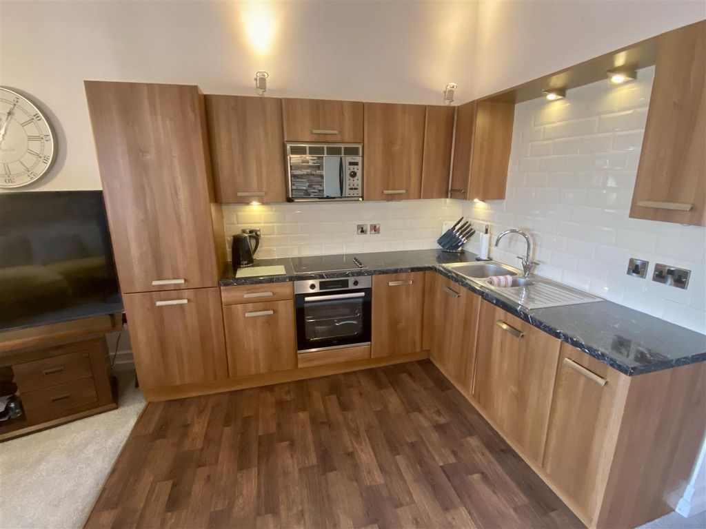 Property photo 2 of 5 2