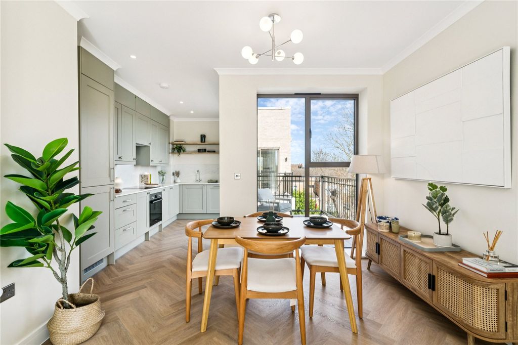 Property photo 2 of 12 Picture No. 25