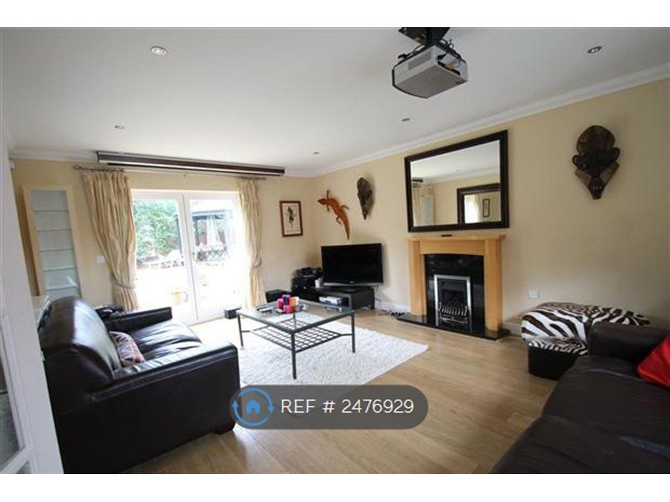 Property photo 3 of 30 Main Living Room - Previous Decor