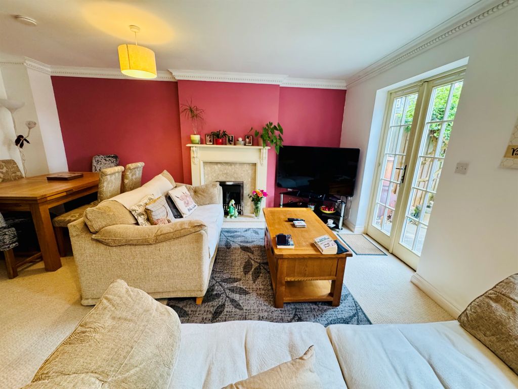 Property photo 3 of 18