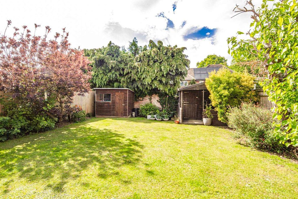 Property photo 3 of 21
