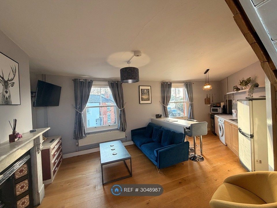 Property photo 2 of 11