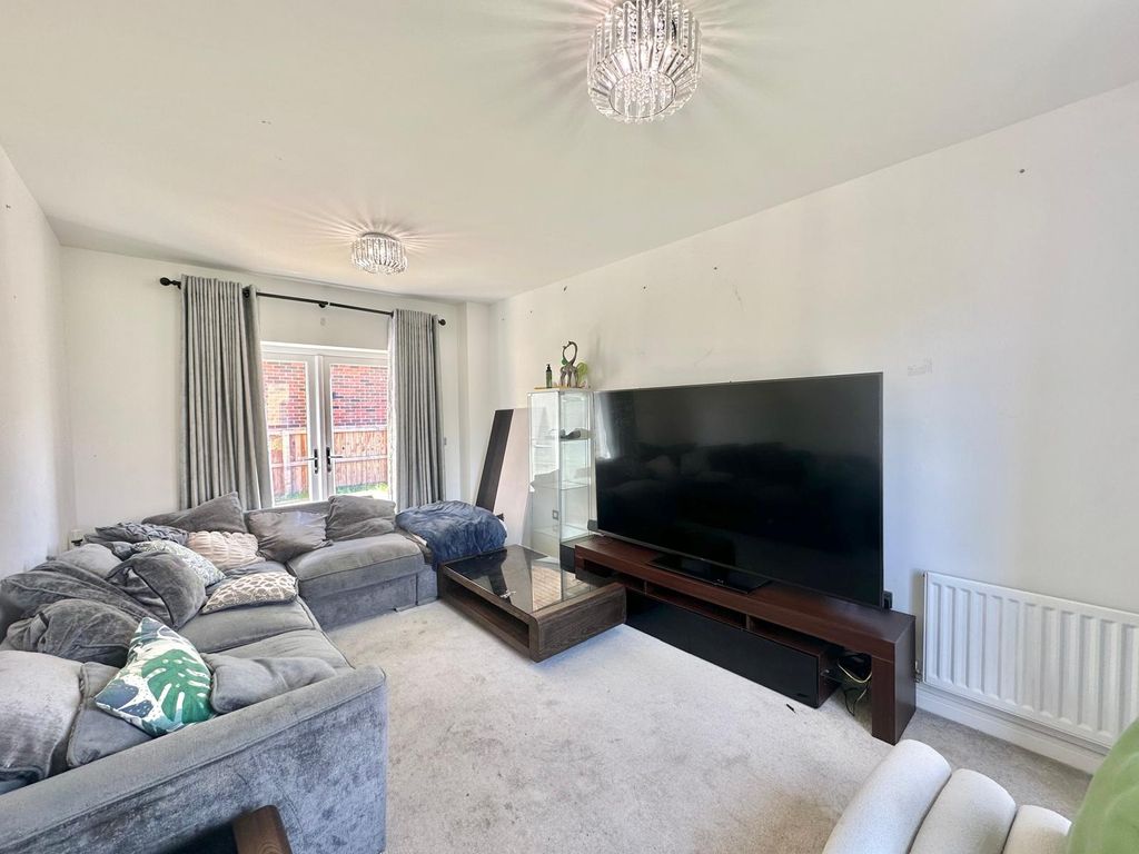 Additional image 18 of 4 bed detached house to rentAspen Close, Birtley DH3