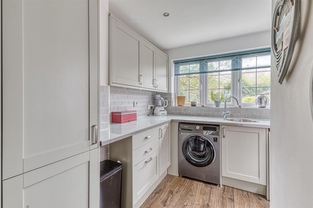 Additional image 14 of 5 bed detached house for saleCoppicewood Drive, Littleover, Derby DE23