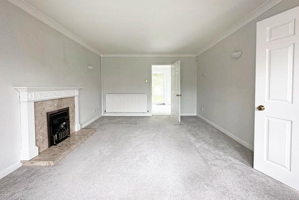 Property photo 3 of 13 Picture No. 02