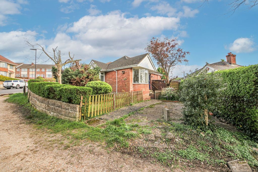 Property photo 1 of 11