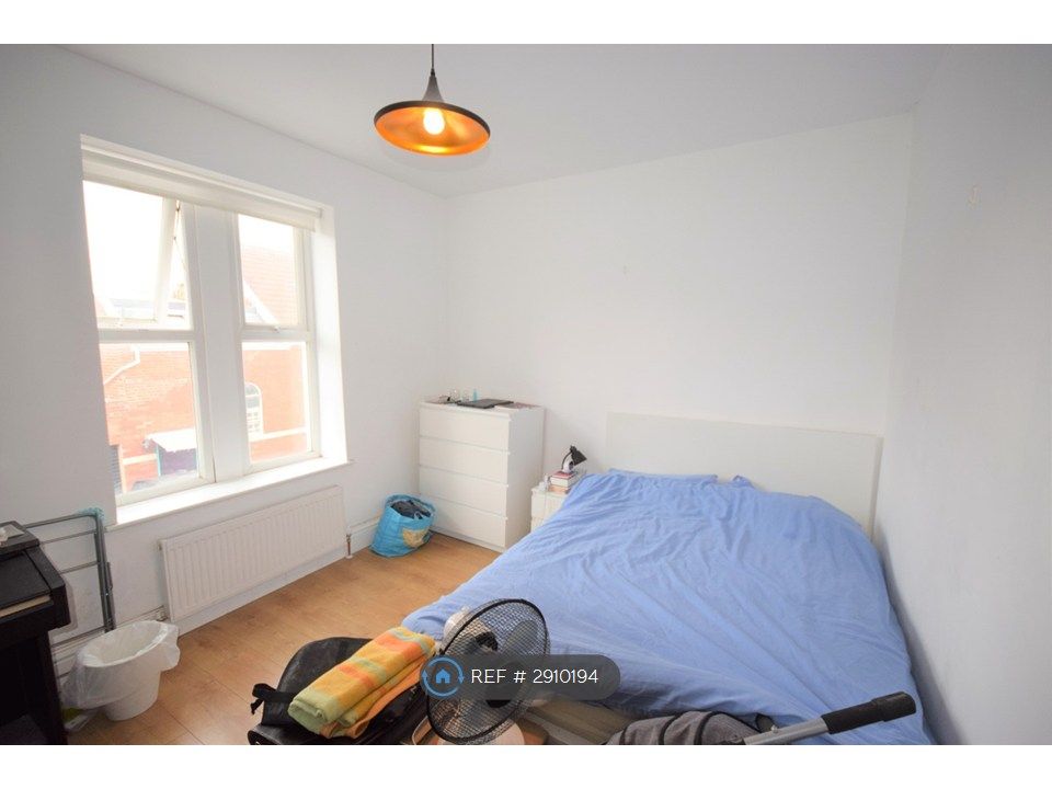Property photo 3 of 3
